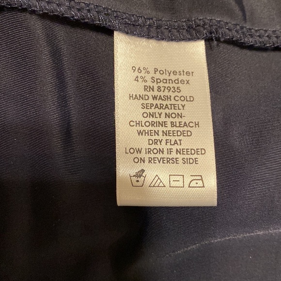 Susan Graver Blouse. Made in USA. Small - Picture 5 of 6